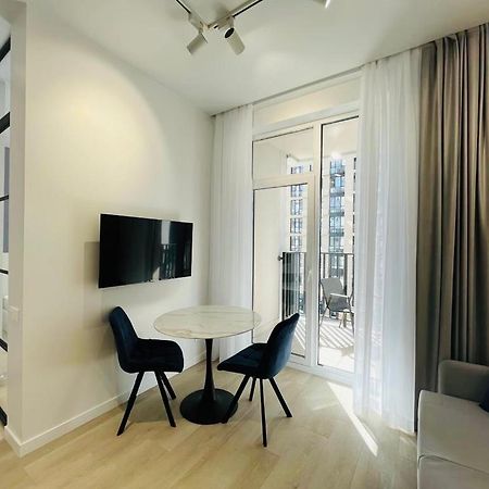 Modern Apartment In The Old Town Κίεβο Εξωτερικό φωτογραφία
